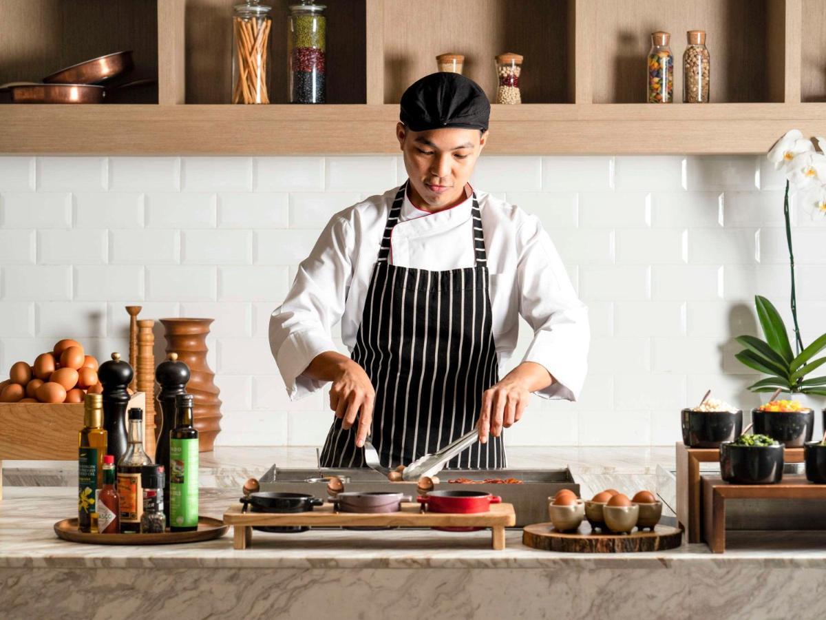 Moevenpick Hotel Bangkok Ploenchit Bdms Εξωτερικό φωτογραφία