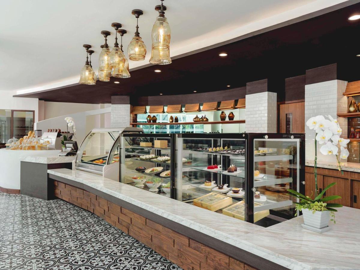 Moevenpick Hotel Bangkok Ploenchit Bdms Εξωτερικό φωτογραφία