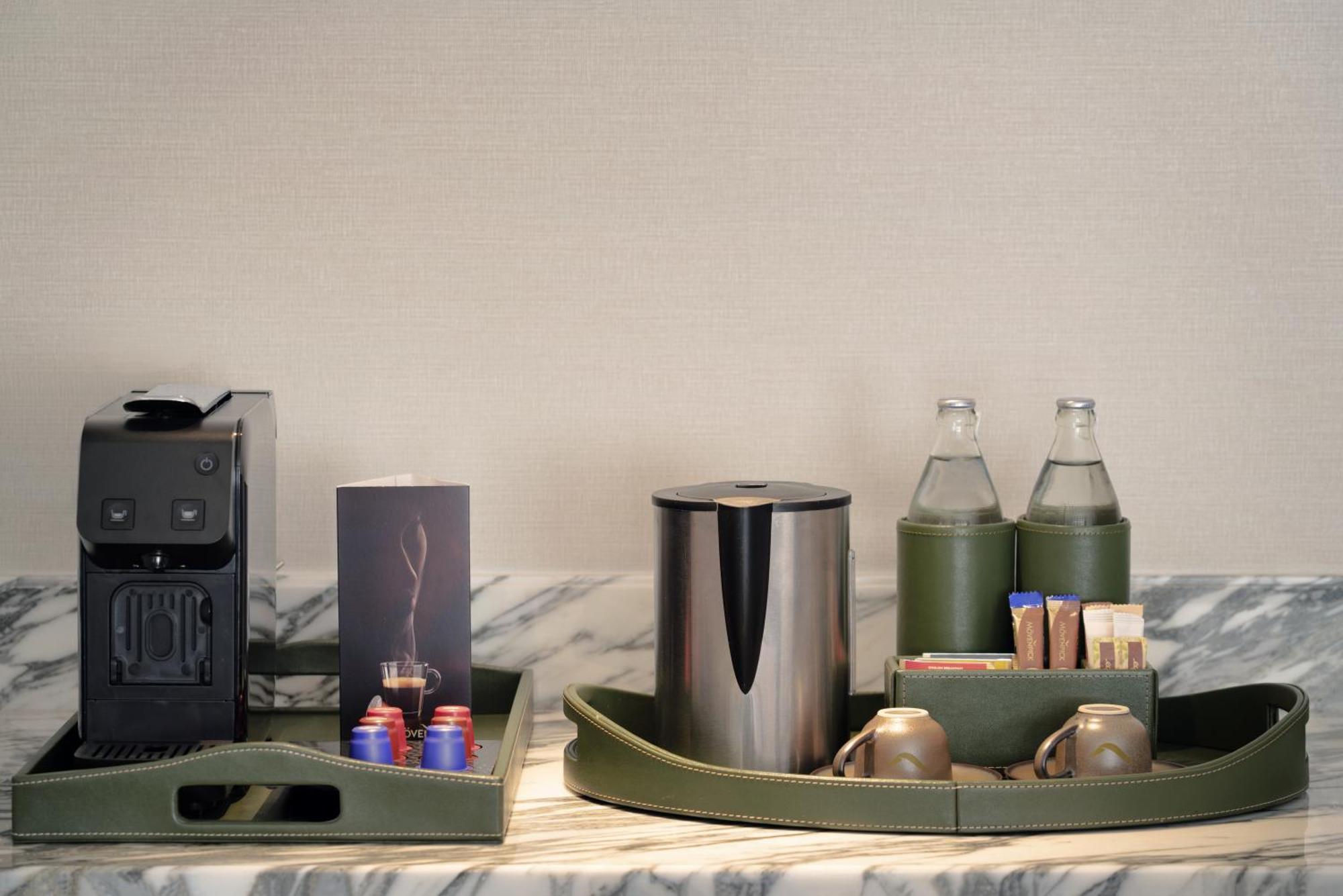 Moevenpick Hotel Bangkok Ploenchit Bdms Εξωτερικό φωτογραφία