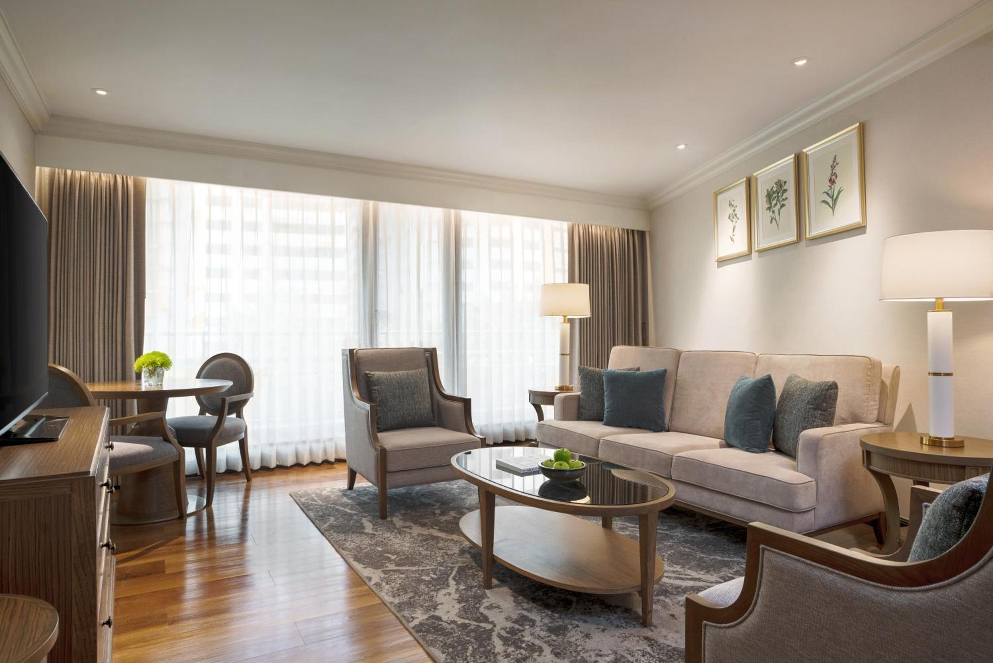 Moevenpick Hotel Bangkok Ploenchit Bdms Εξωτερικό φωτογραφία